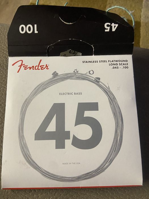 Cordas de baixo Fender flatwound  USA novas