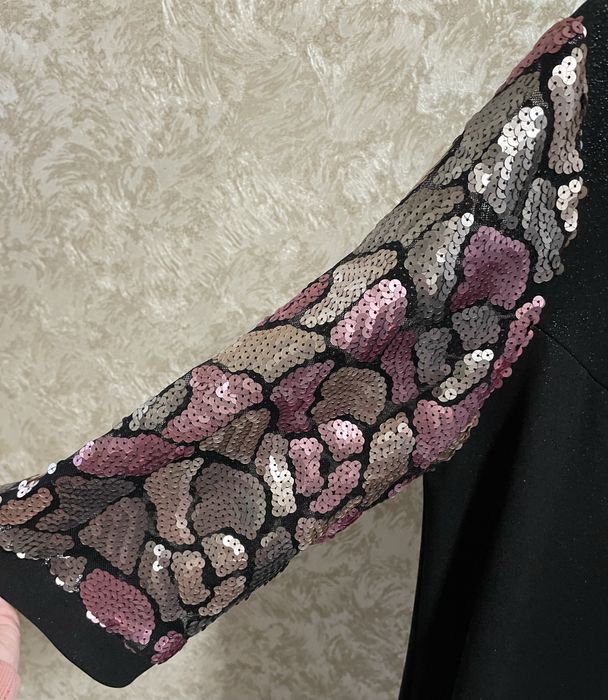 Продам чорне плаття