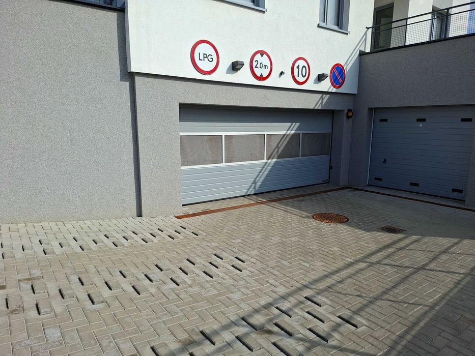 Garaż do wynajęcia 42 Pułku Piechoty 74E - Widok 3