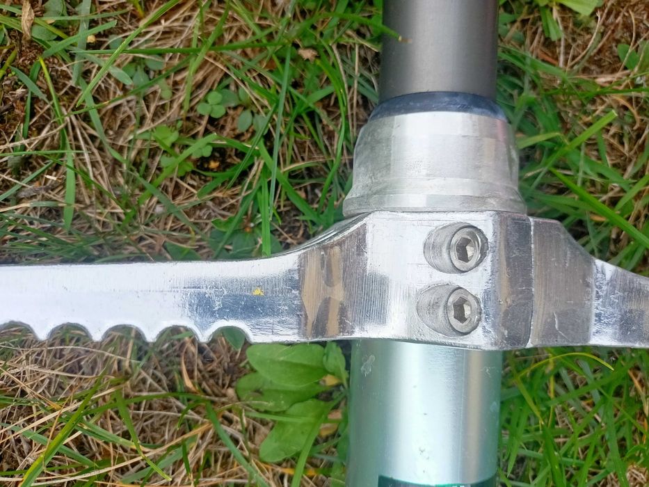 Pogo stick waga 35-80kg