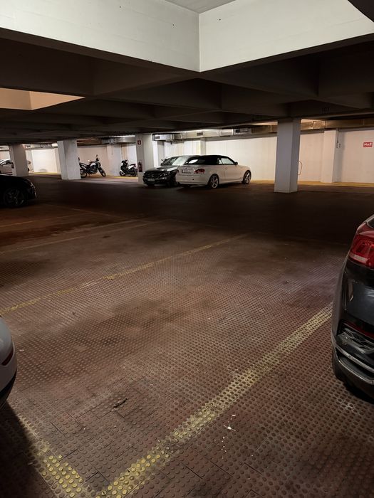 Garagem  no Saldanha (Imaviz) para alugar