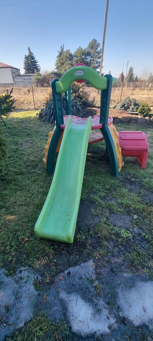 Zjeżdżalnia, małpi gaj Little tikes