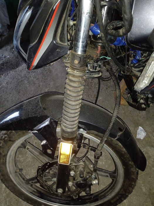 Продам Мустанг МТ200