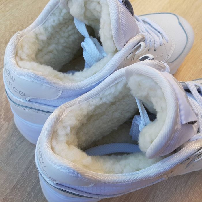 Зимові жіночі кросівки new balance 574 winter white fur хутро білі