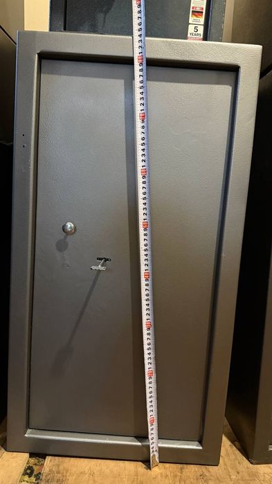 Продам автомобільний сейф