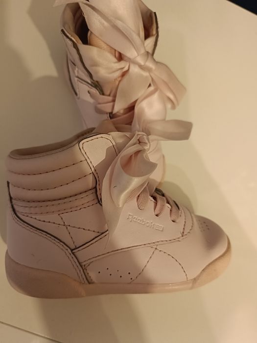 Buty sportowoweee