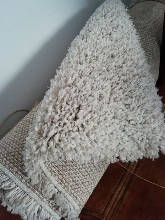 Tapete de pêlo alto e fofinho