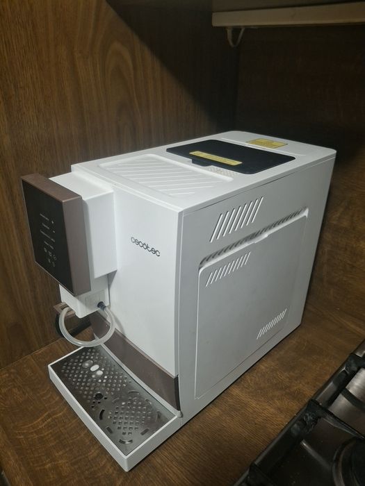 Ekspres  CECOTEC  Compactccino