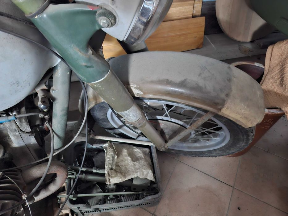 Motocykl m 72 1952 niski blotnik