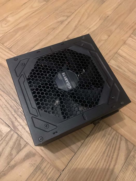 Zasilacz z kablami 850w
