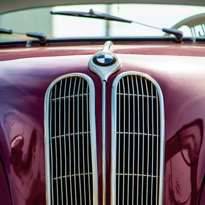 BMW 502 - Clássico para aluguer casamentos / Eventos