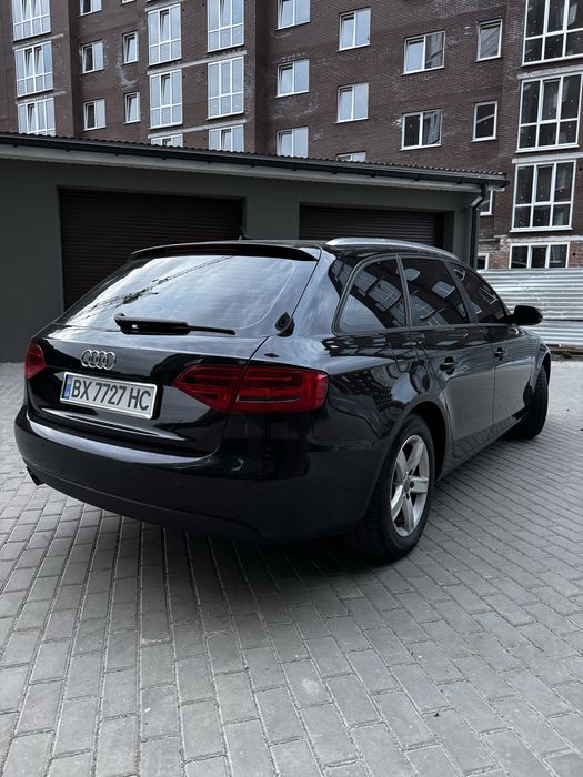 AUDI A4 B8 дизельна взналі не потребує вкладень