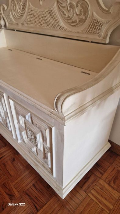 Arca antiga / assento