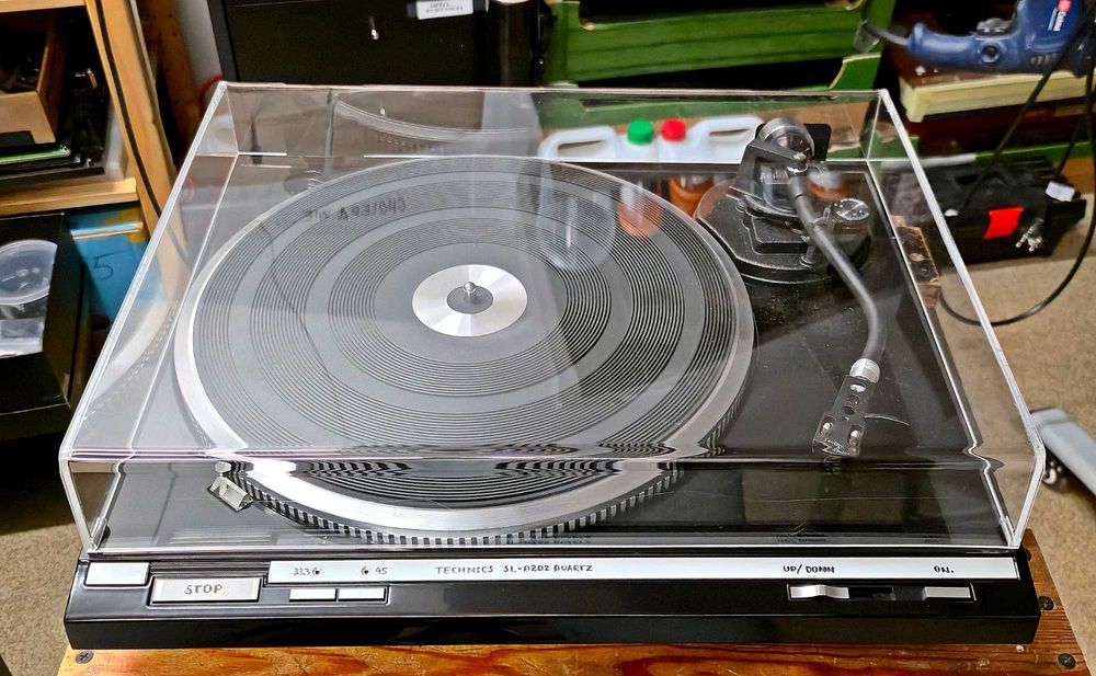 Technics SL-Q202 quartz