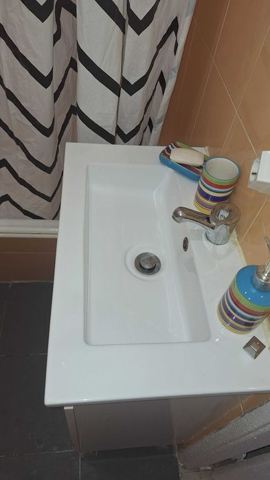 Alugo T1 remodelado em Lisboa, Oeiras, Linda-a-velha