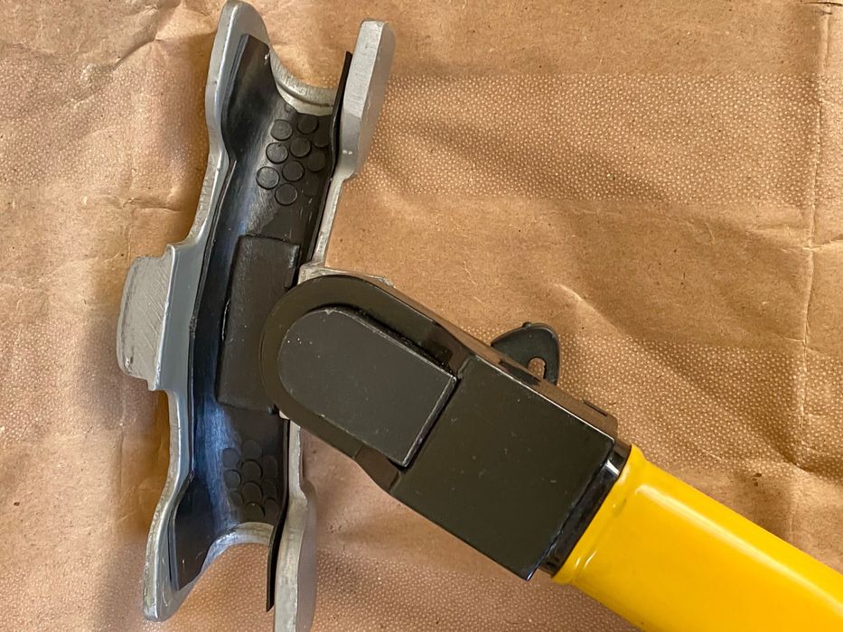 Cadeado tranca direção anti-roubo
