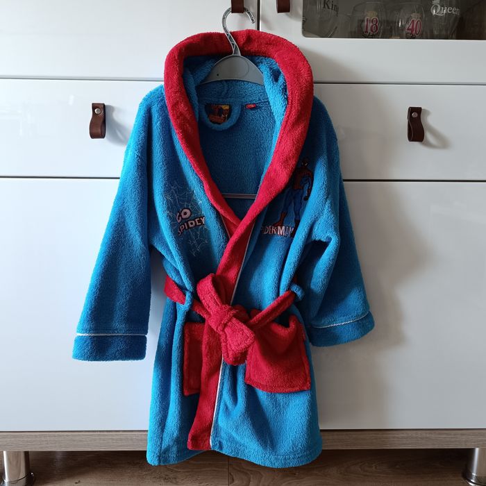 Szlafrok Spiderman rozm. 110/116
