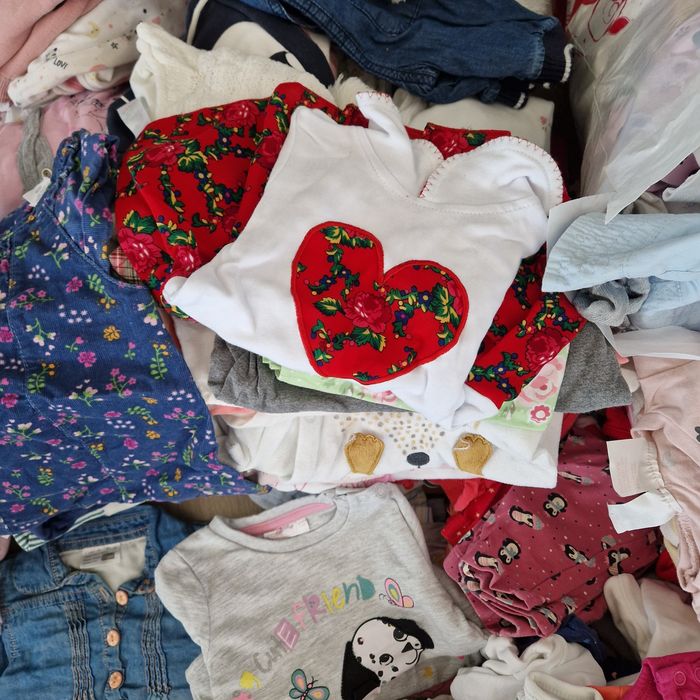 Zestaw ubrań dla dziewczynki od urodzenia do 1,5 roku