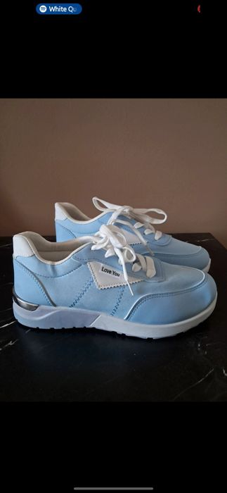 jasno niebieskie buty sneakersy damskie
