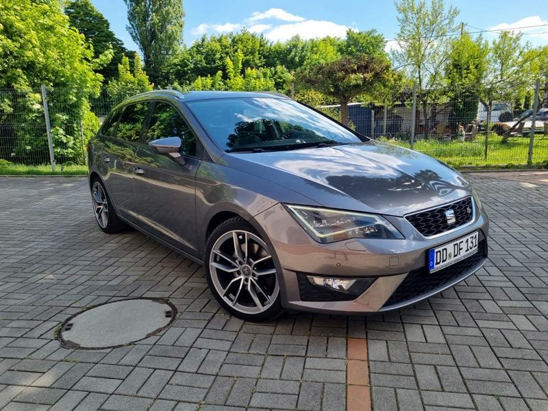 Seat Leon FR Full LED Nawigacja Czujniki Parkowania Serwisowany ALU Zadbany