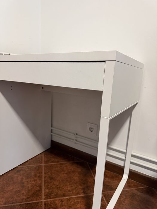 Secretaria ikea branca