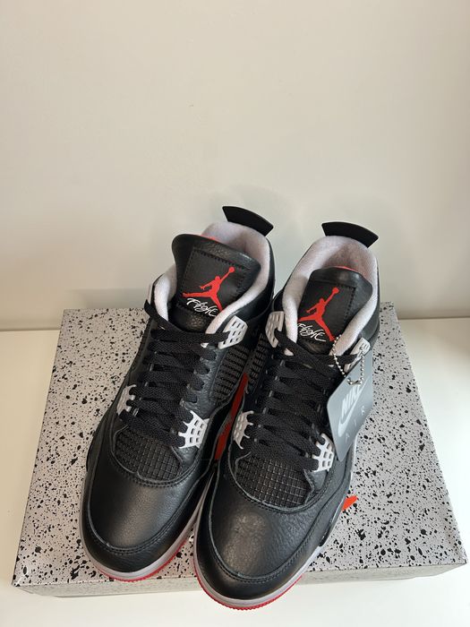 Jordan 4 Retro “Bred Reimagined” - 44,5