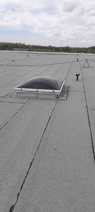 Odśnieżanie i naprawa dachów