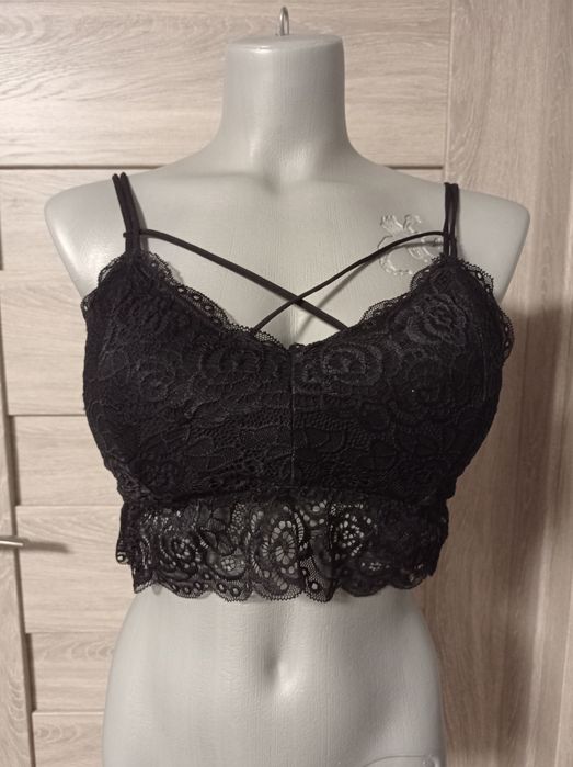 Bralet koronkowy ze strapsami Sinsay
