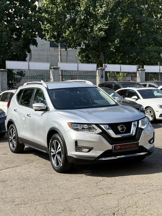 Продам Nissan Rogue