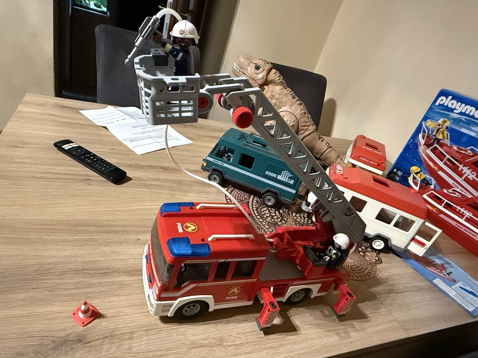 Wóz  strażacki z drabiną playmobil