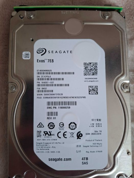 Disco sas de 2tb e 4tb64309990562946122