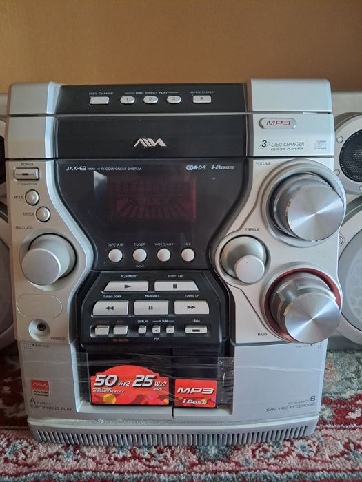 Музичний центр МР3 AIWA.