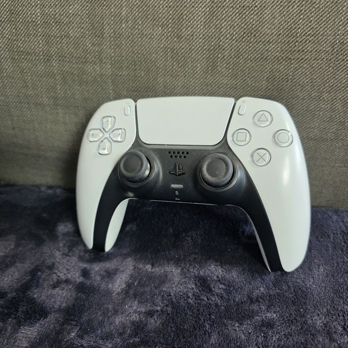 Dualsense Pad do Ps5 Opis