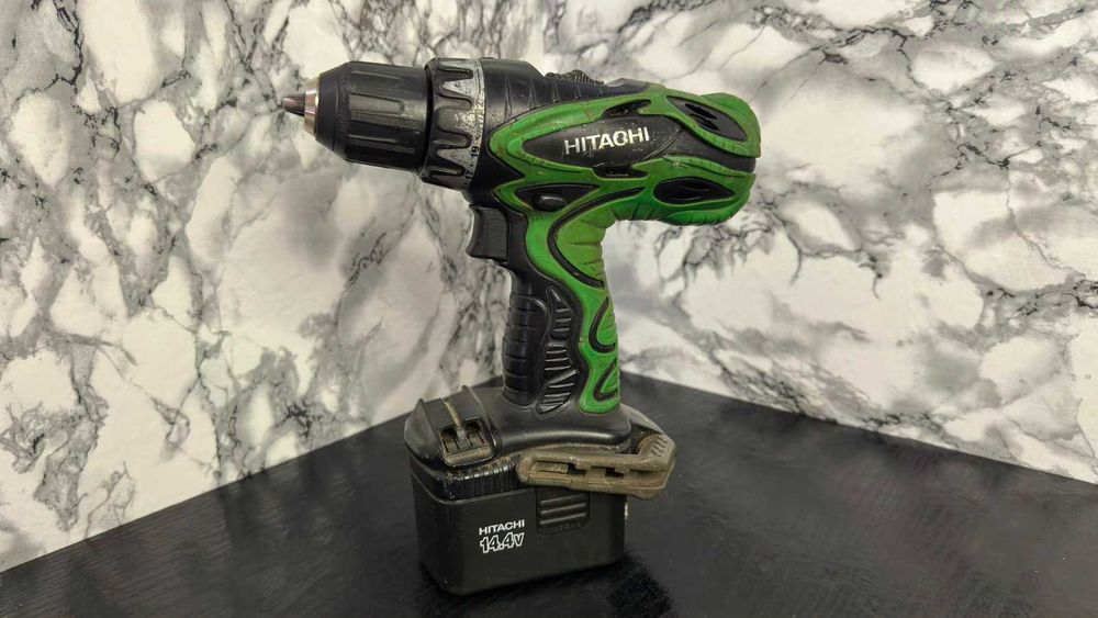 Шуруповерт Hitachi 14.4v