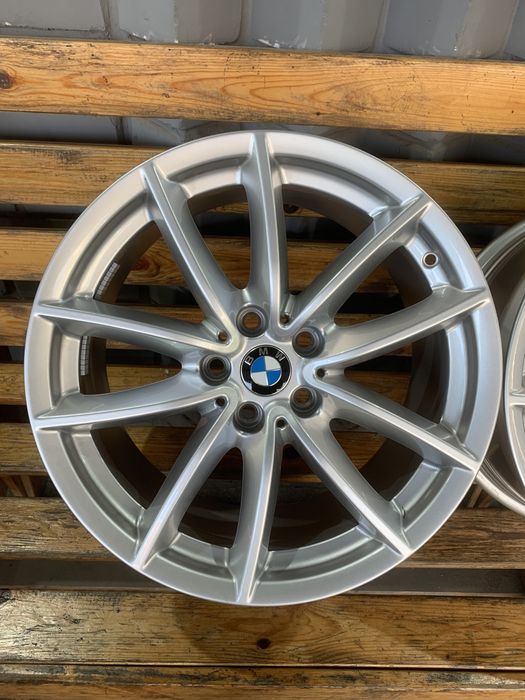 99 (67) НОВЫЕ Оригинальные диски BMW G05 618 style R18 5/112 6880684