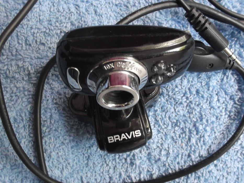 Вэб камера BRAVIS, в отличном состоянии.