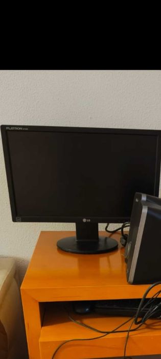 Écran computador marca LG