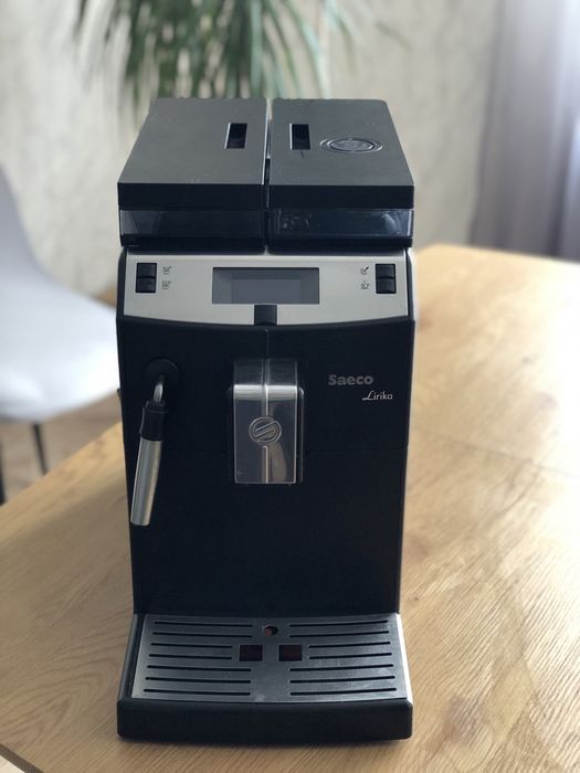 Кавомашина Saeco Lirika Black RI9840/01