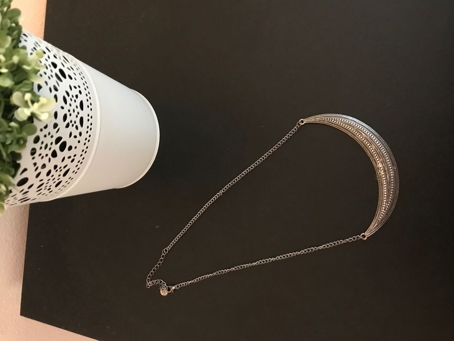 Colar prateado Parfois