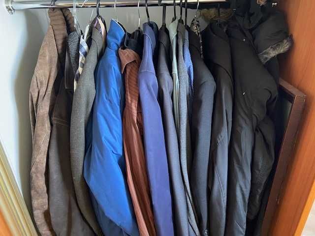 Odzież ubrania męskie koszule koszulki spodnie czapki kurtki