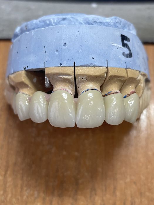 Зуботехнічна Лабораторія SCORPIO