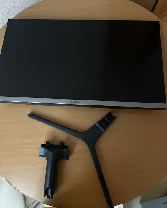 Монітор Samsung 4K U28R550UQI