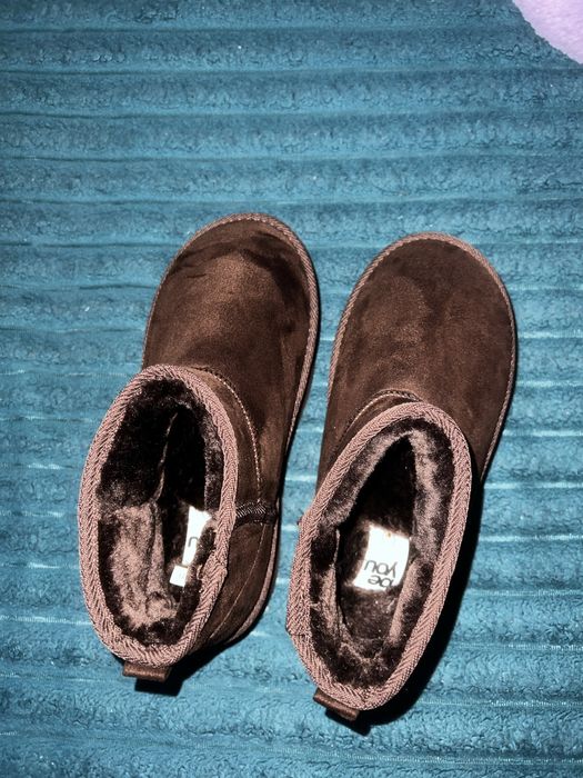 нові жіночі уги