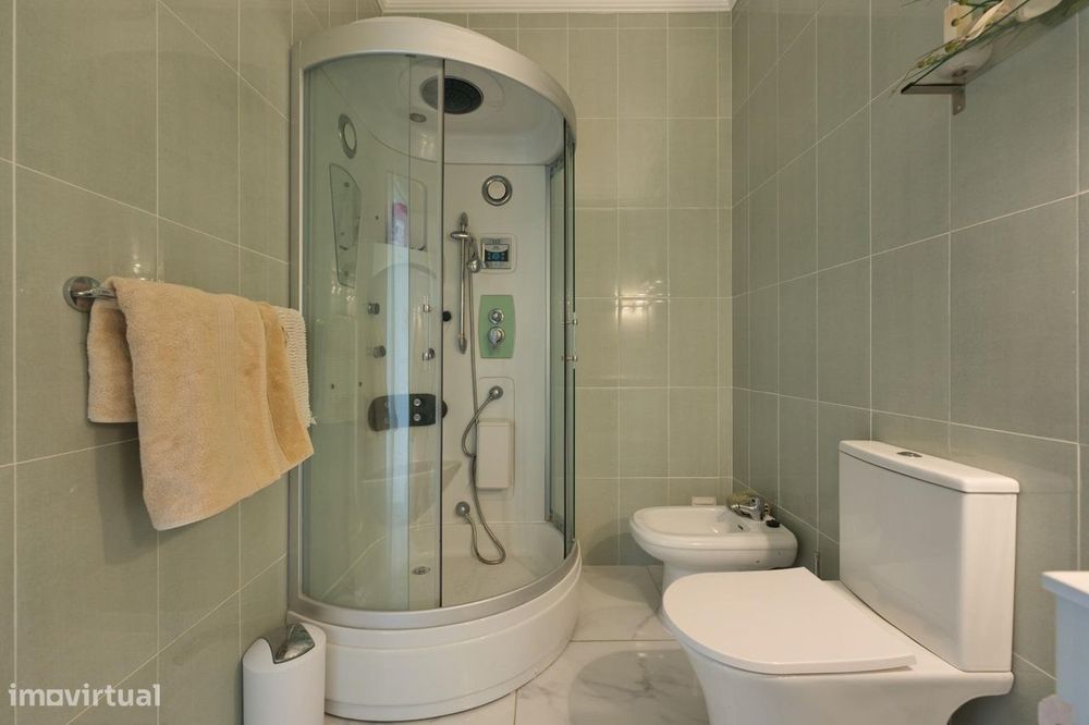 Moradia T5 Renovada com Piscina em Óbidos