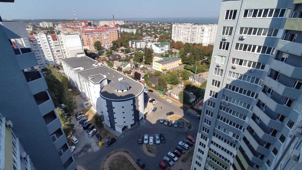 Продаж 2-кімнатної квартири з панорамним видом. Новобудова. Центр.