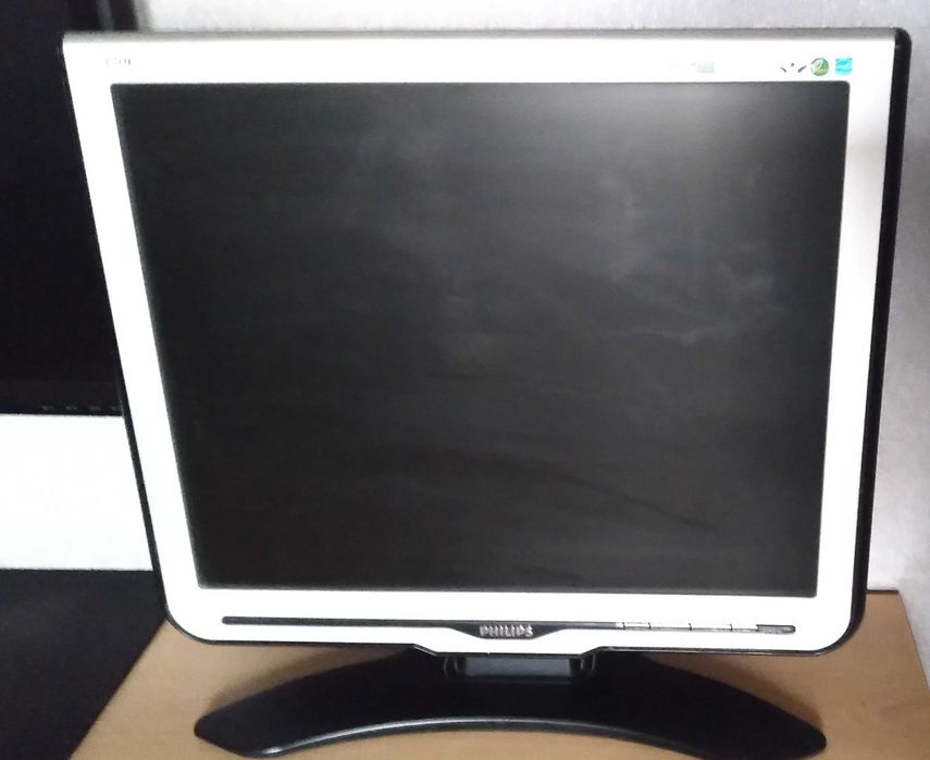 Монітор PHILIPS 190С7