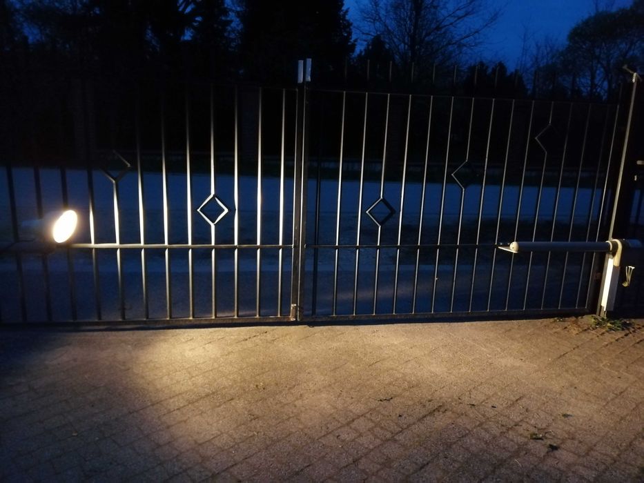 REFLEKTOR Aluminiowy Zewnętrzny