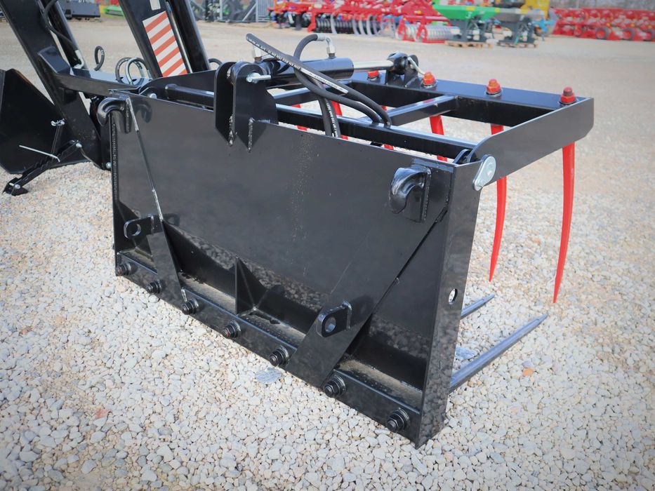 ZESTAW Ładowacz czołowy TUR Agro-Max C-360, MF 255 (krokodyl+łyżka)