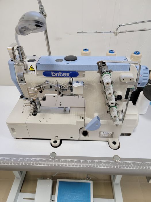 Розпошивальна машина Britex