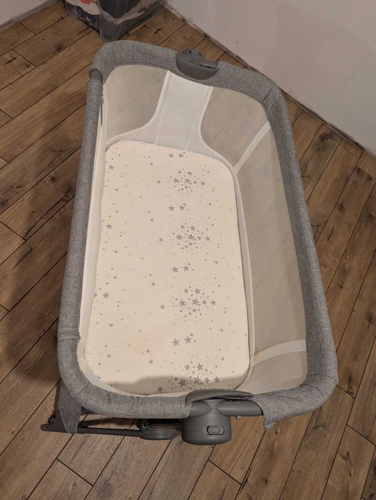 Łóżeczko, dostawka